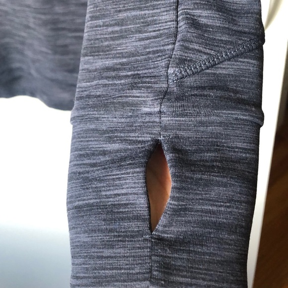 NWT Gymshark Women’s Active 1/2 Zip Pullover with Thumbholes - Picture 5 of 7